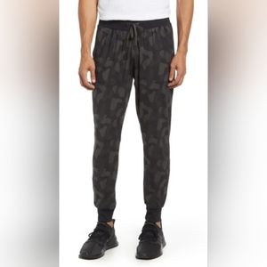 Zella Men's Athletic Jogger Pants